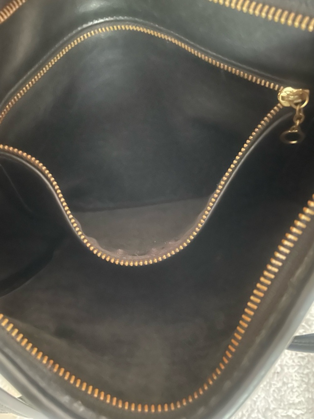 Vintage Coach Black Slim Duffle Sac Bucket Bag - Picture 9 of 16
